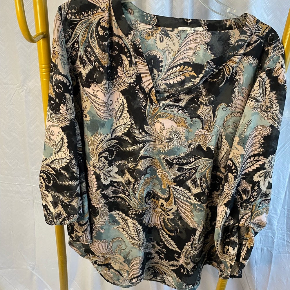 Maurices Black and Cream Paisley Blouse